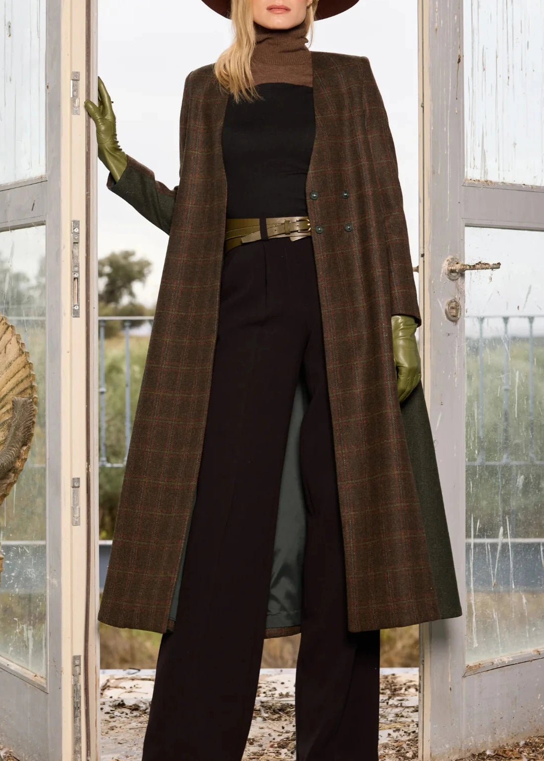 Abrigo Romero Cuadros