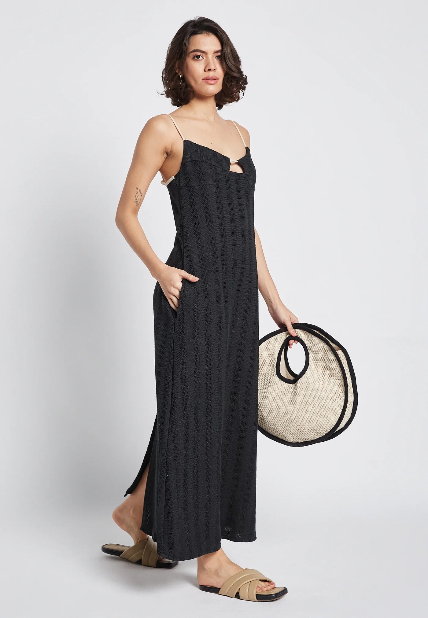 Vestido Aria Mai Negro