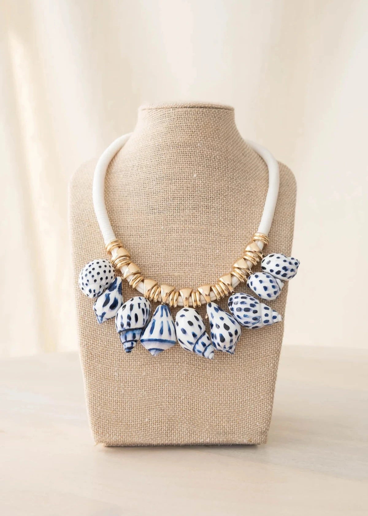 Collar Conchas Azul