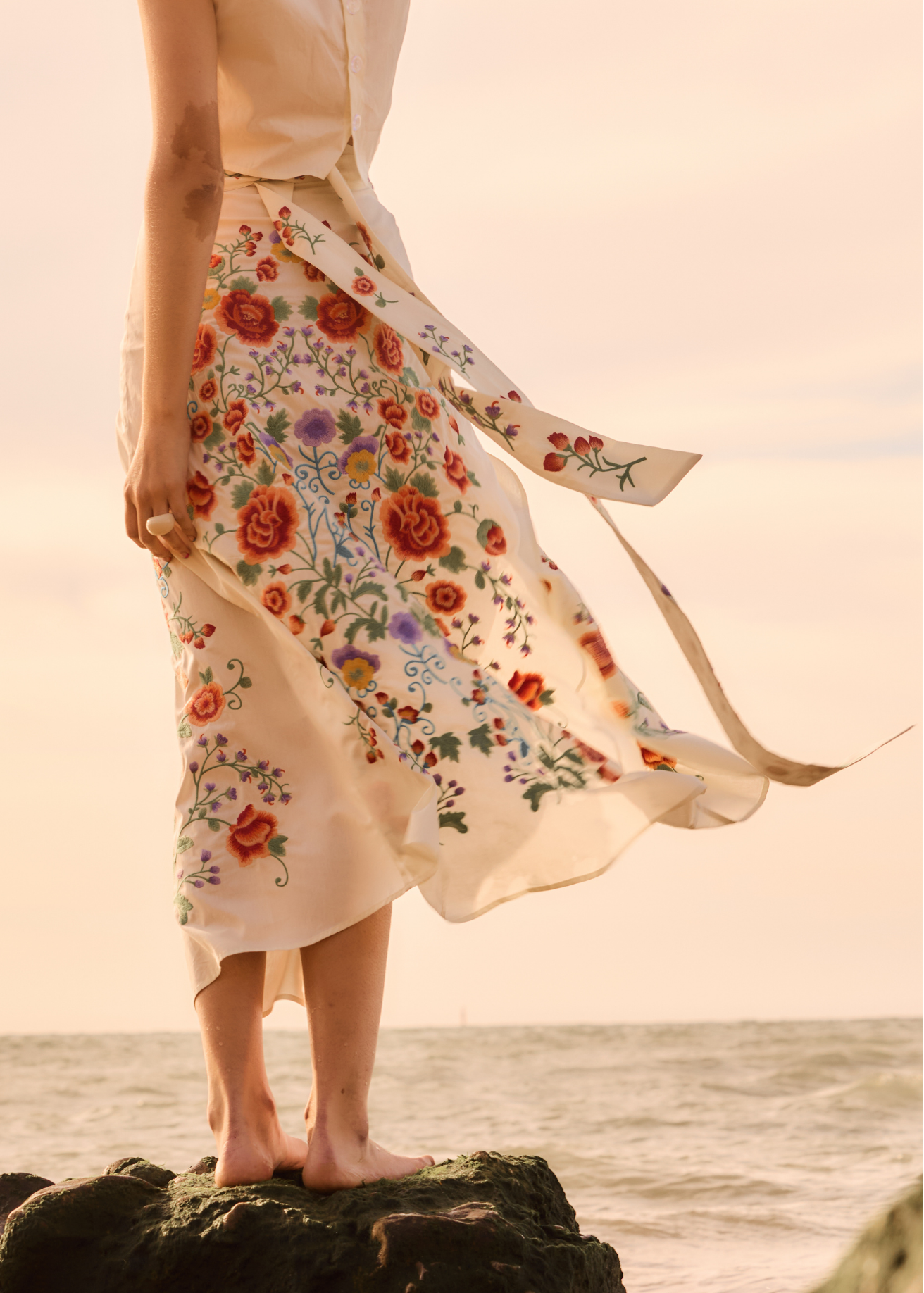 Conjunto Santorini Beige Bordados