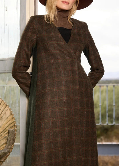 Abrigo Romero Cuadros