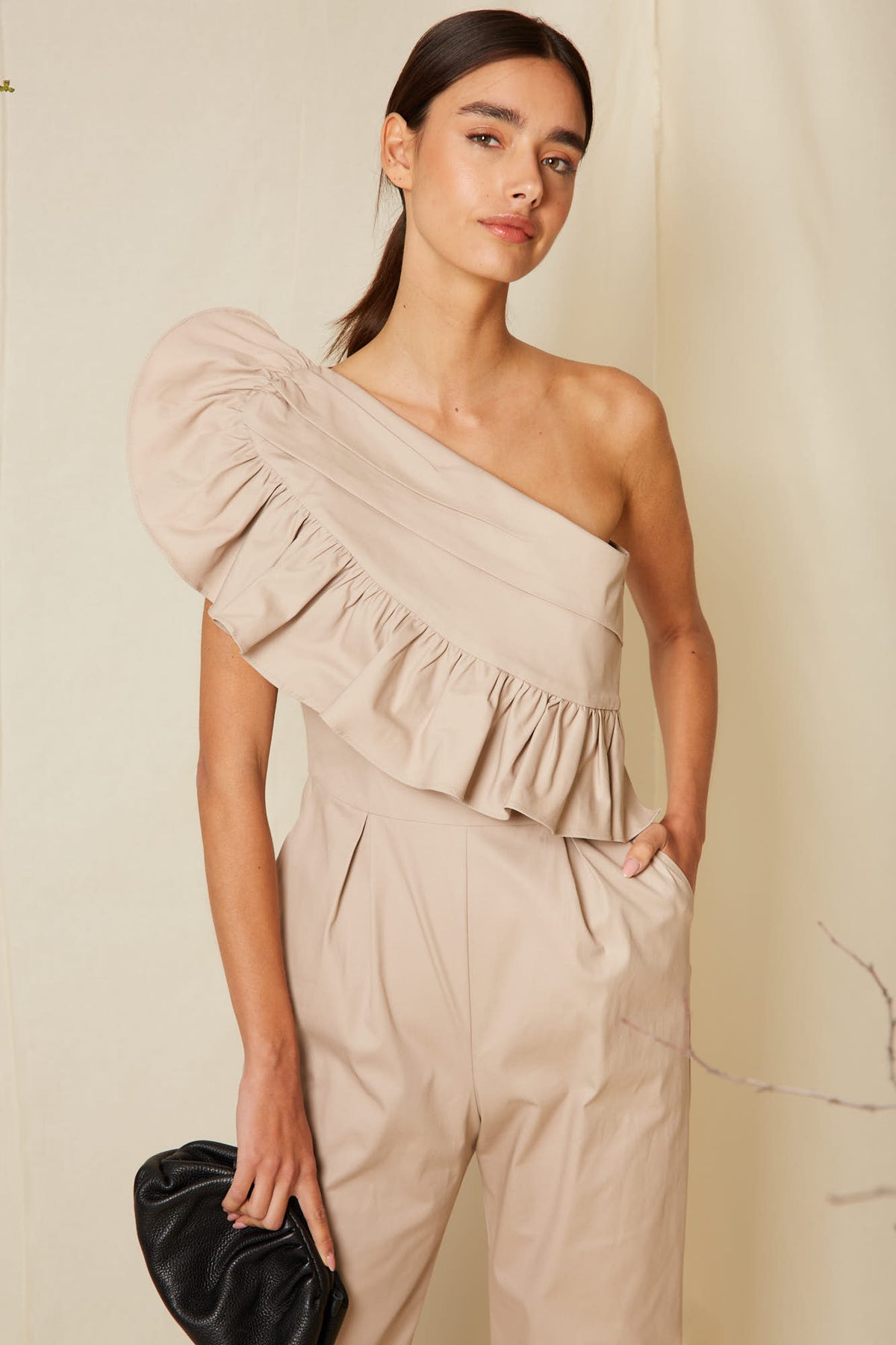 Mono Yuri Beige