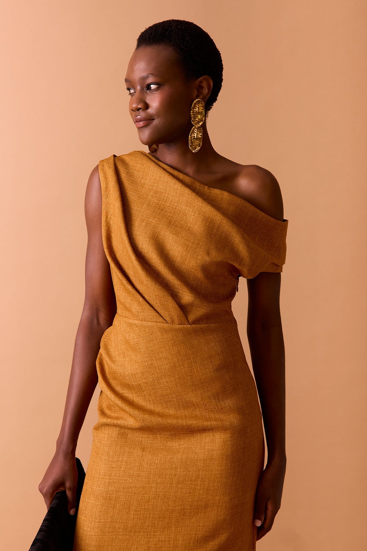 Vestido Fynn Ocre