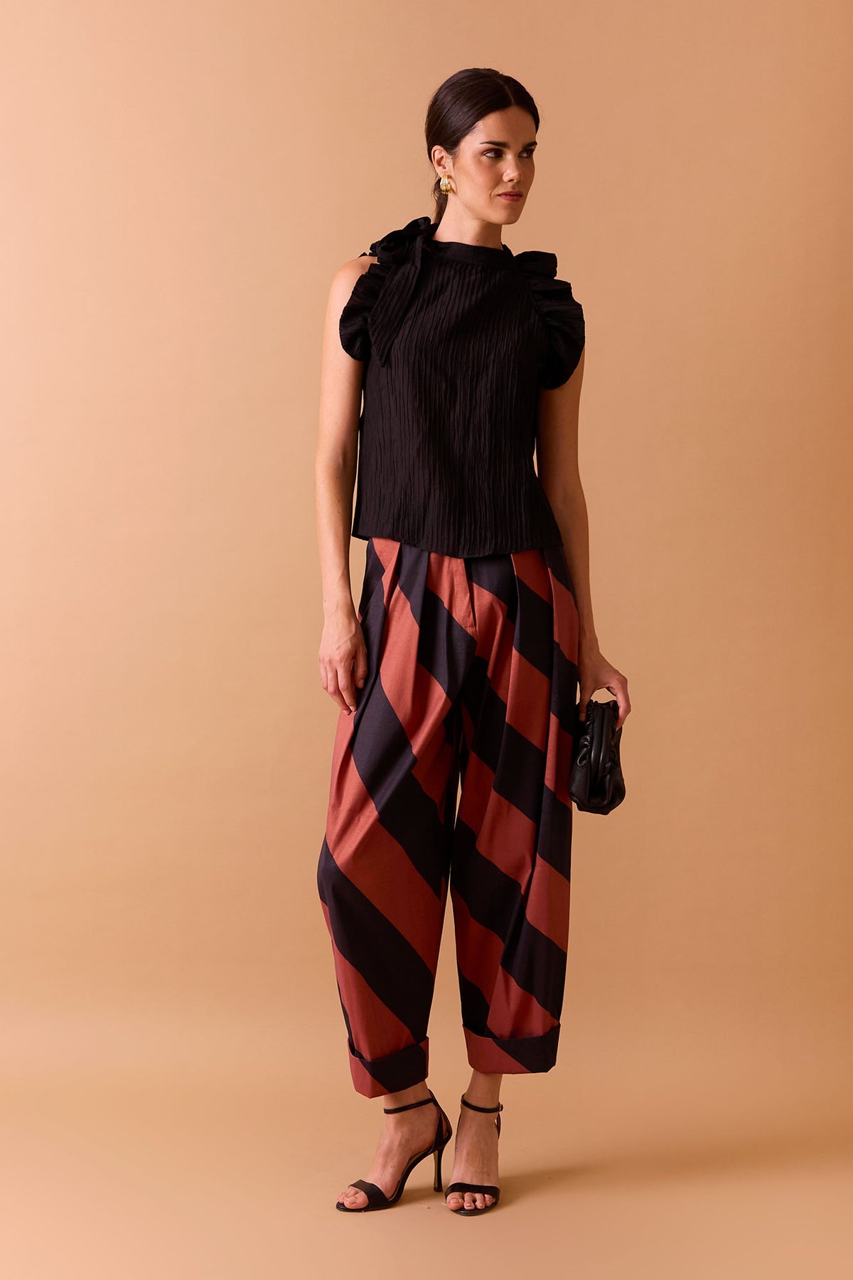Top Obsidiana Negro