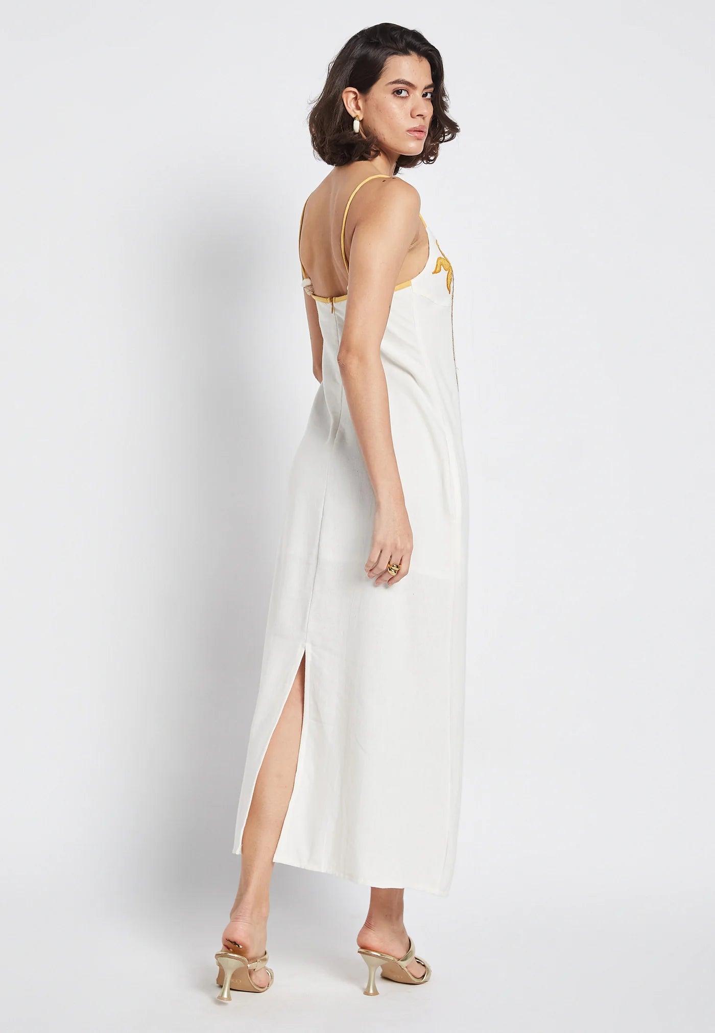 Vestido Aria White