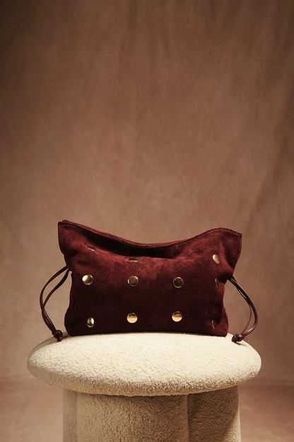 Bolso Saco Tachas Burdeos