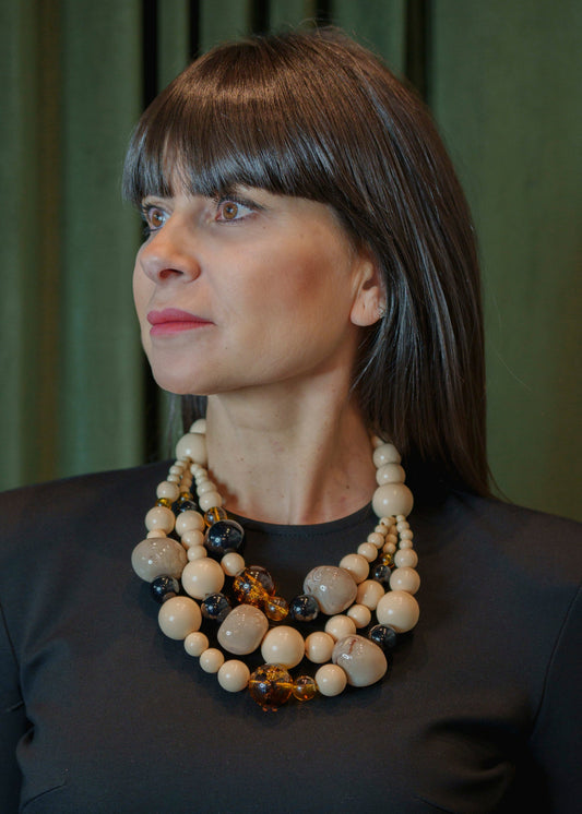 Collar Triana C Beige Ámbar Negro
