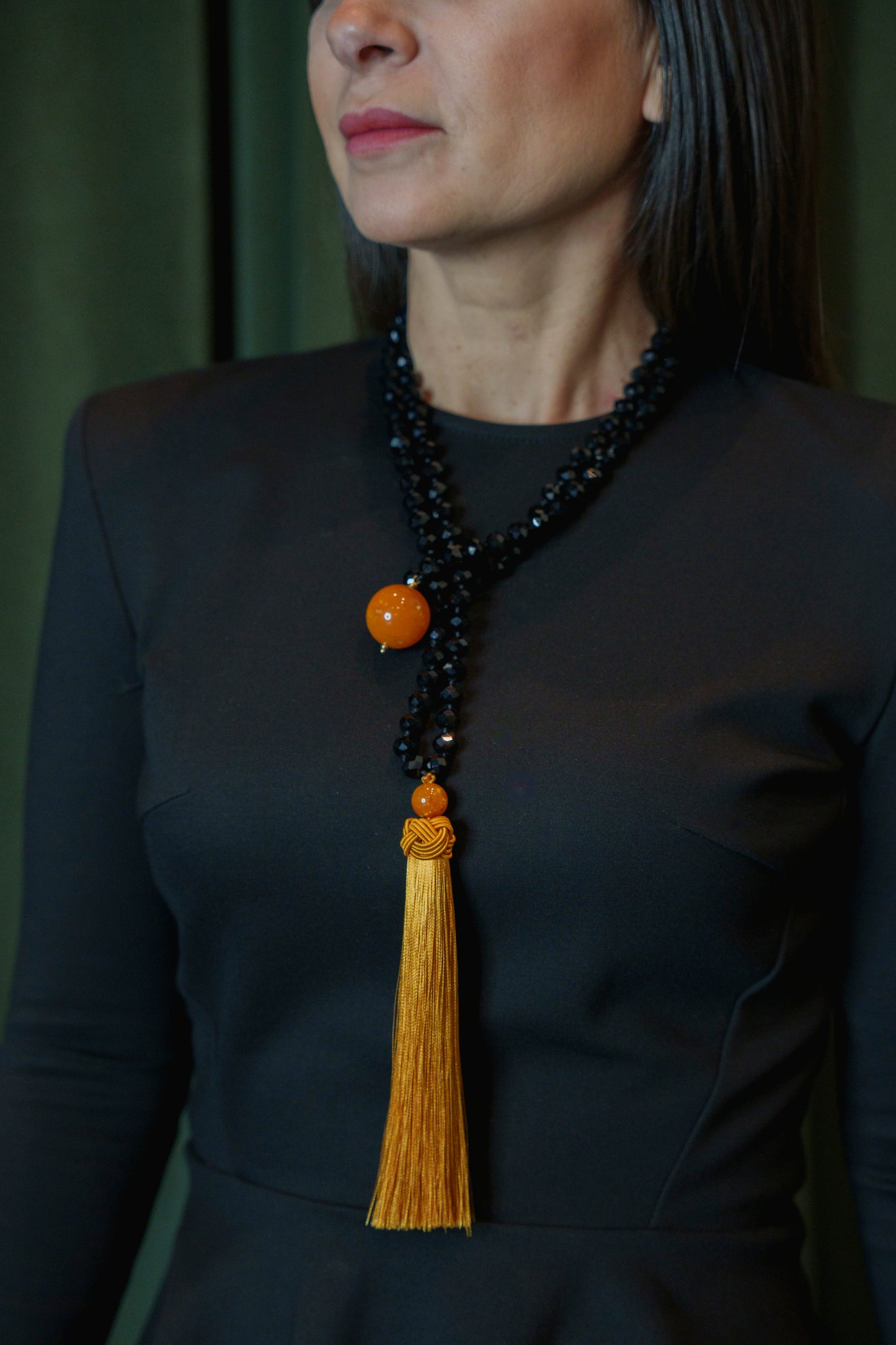 Collar Borla Negro-Mostaza