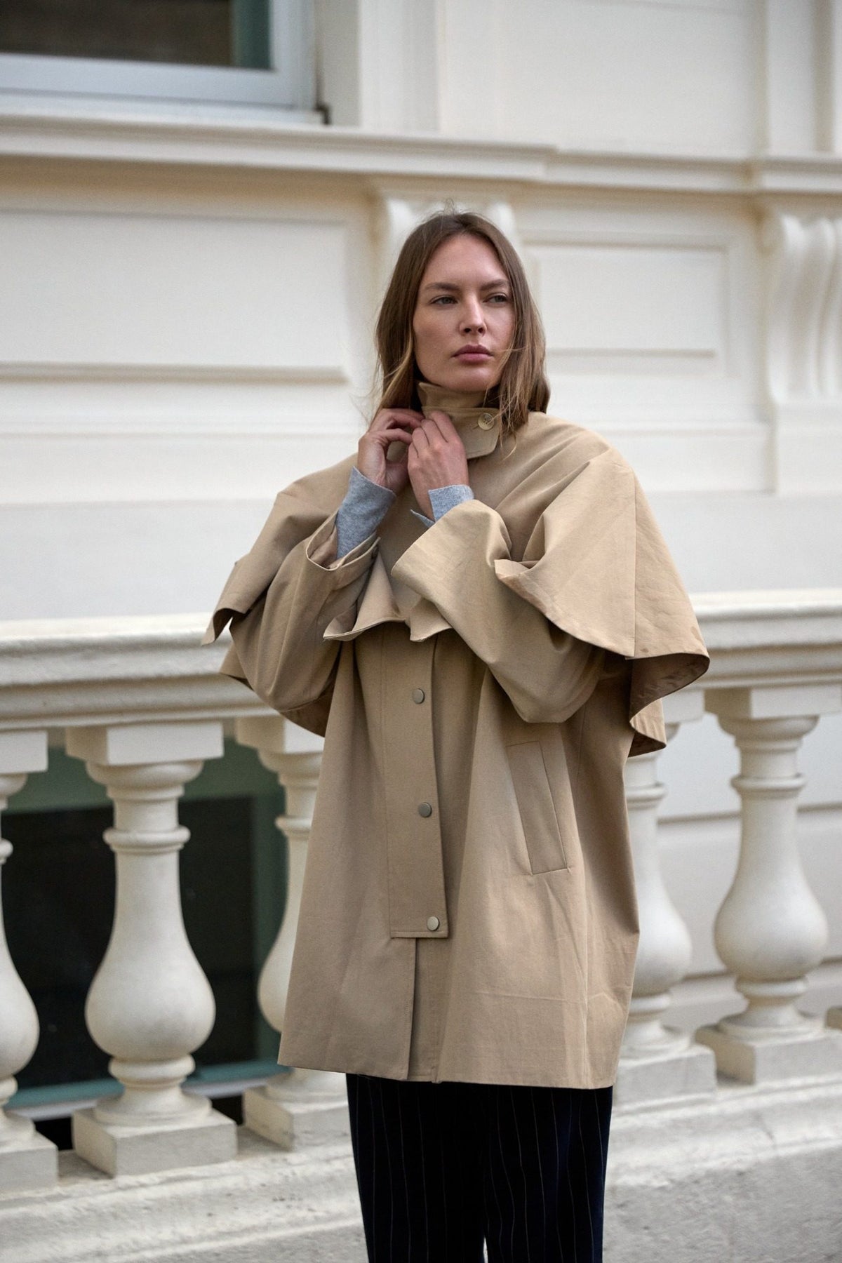 Gabardina Hemera Beige