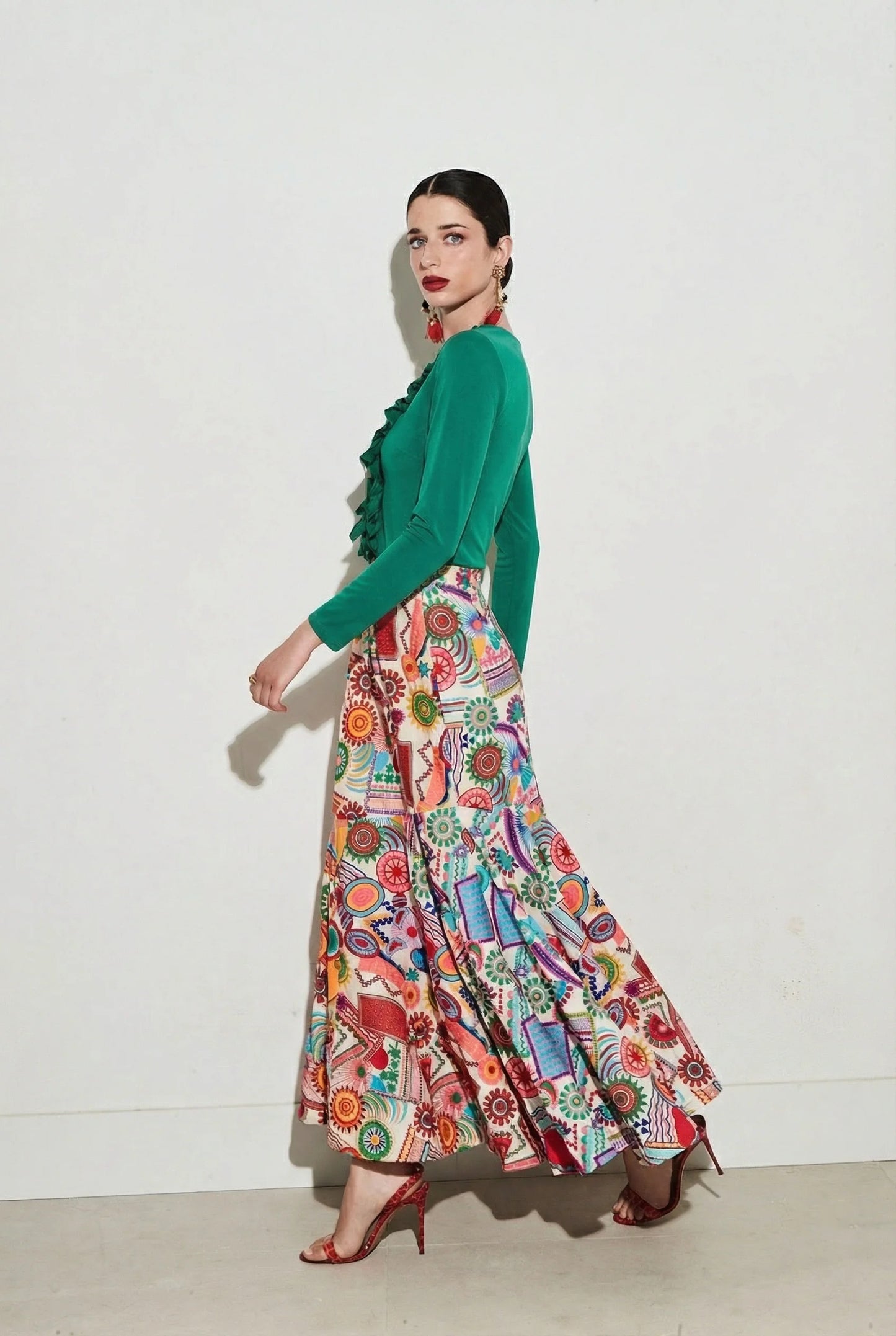 Falda Inela