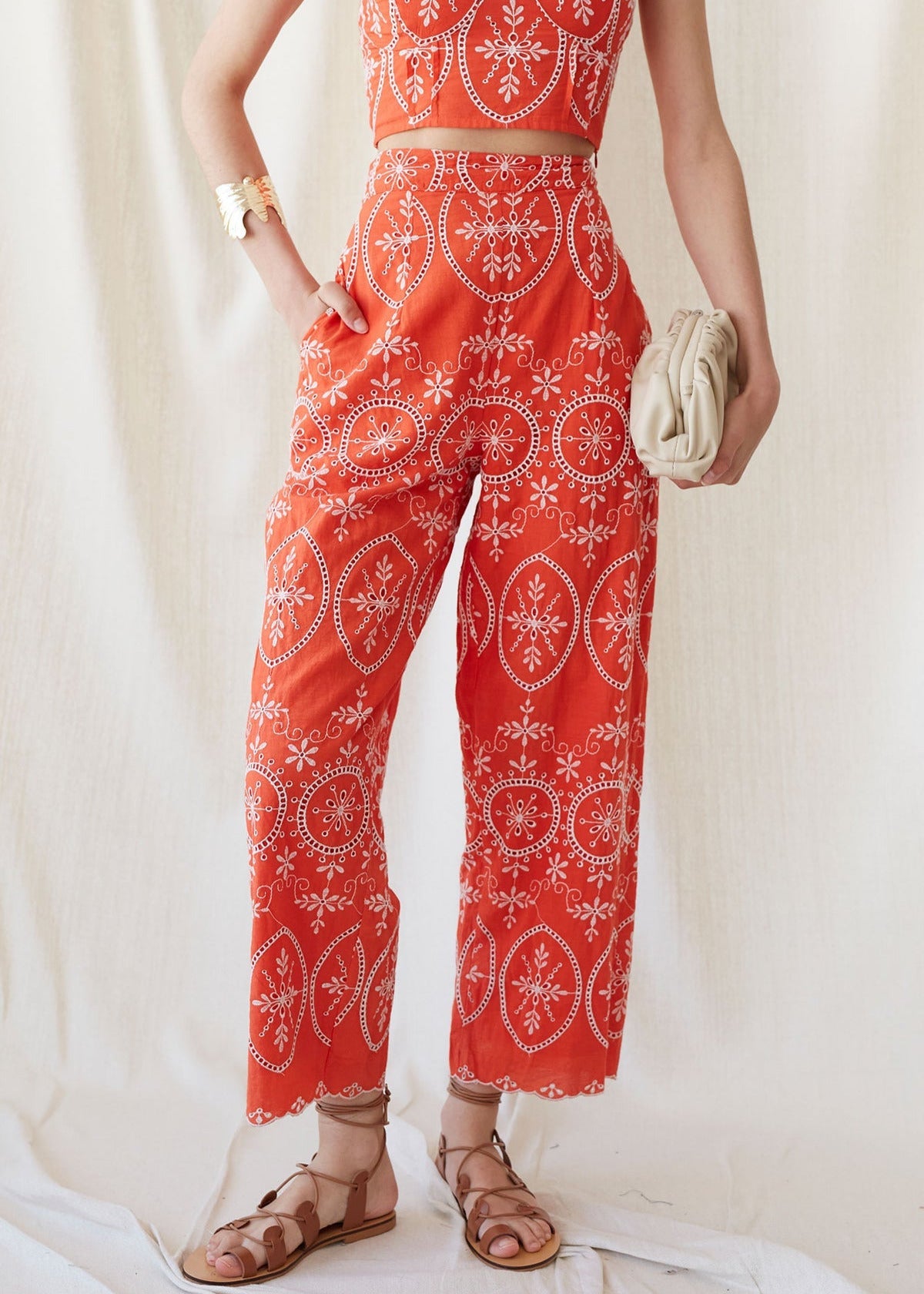 Conjunto Rafael Rojo Coral