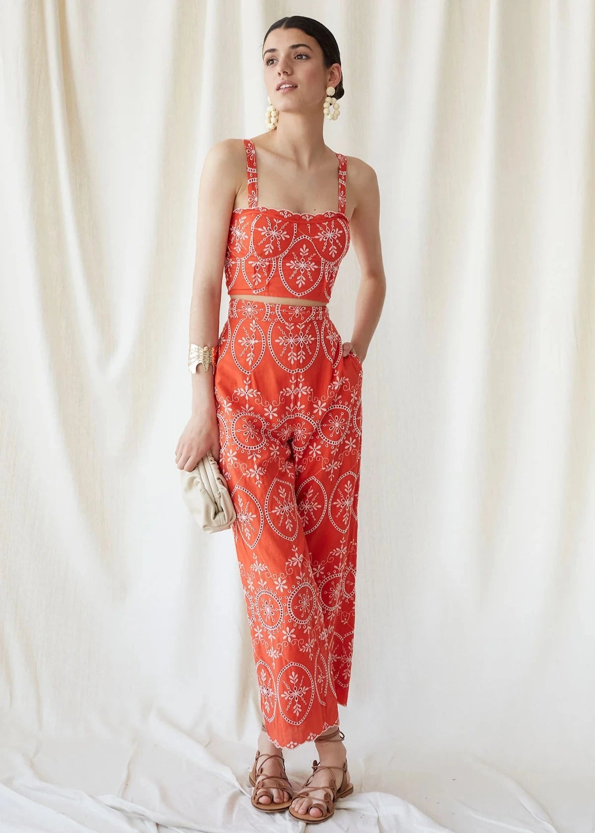 Conjunto Rafael Rojo Coral